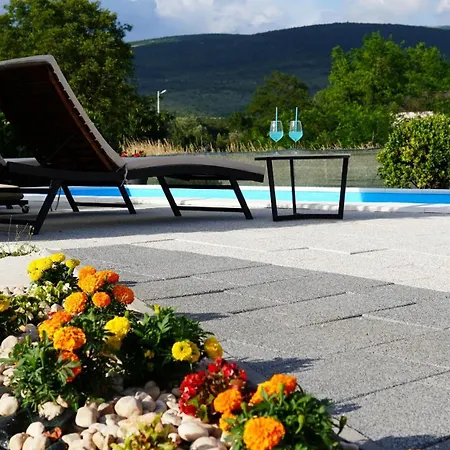 빌라 Kuca Za Odmor Barbaric Široki Brijeg